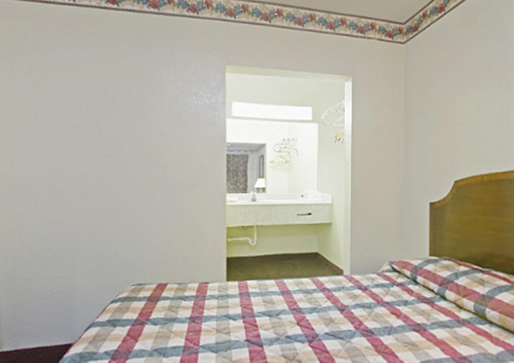 Value Inn Knoxville Ngoại thất bức ảnh